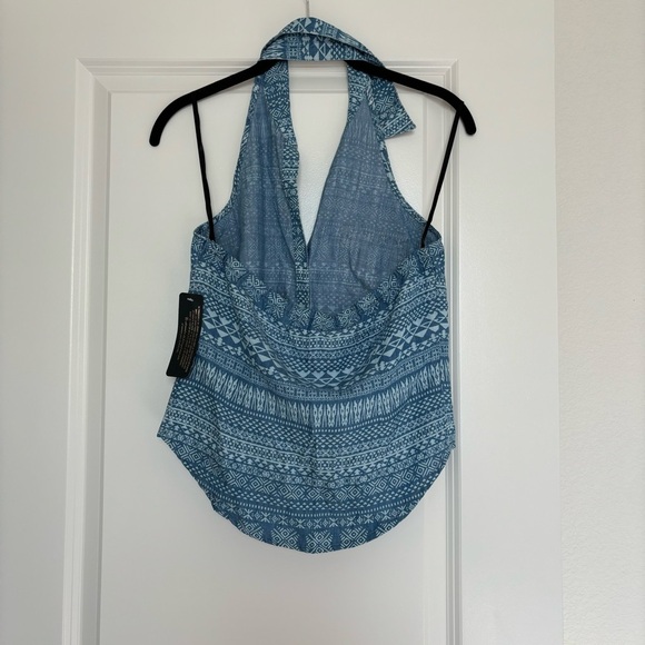 Bebe Tribal Denim Tie Front Shirt size XS - Picture 2 of 10